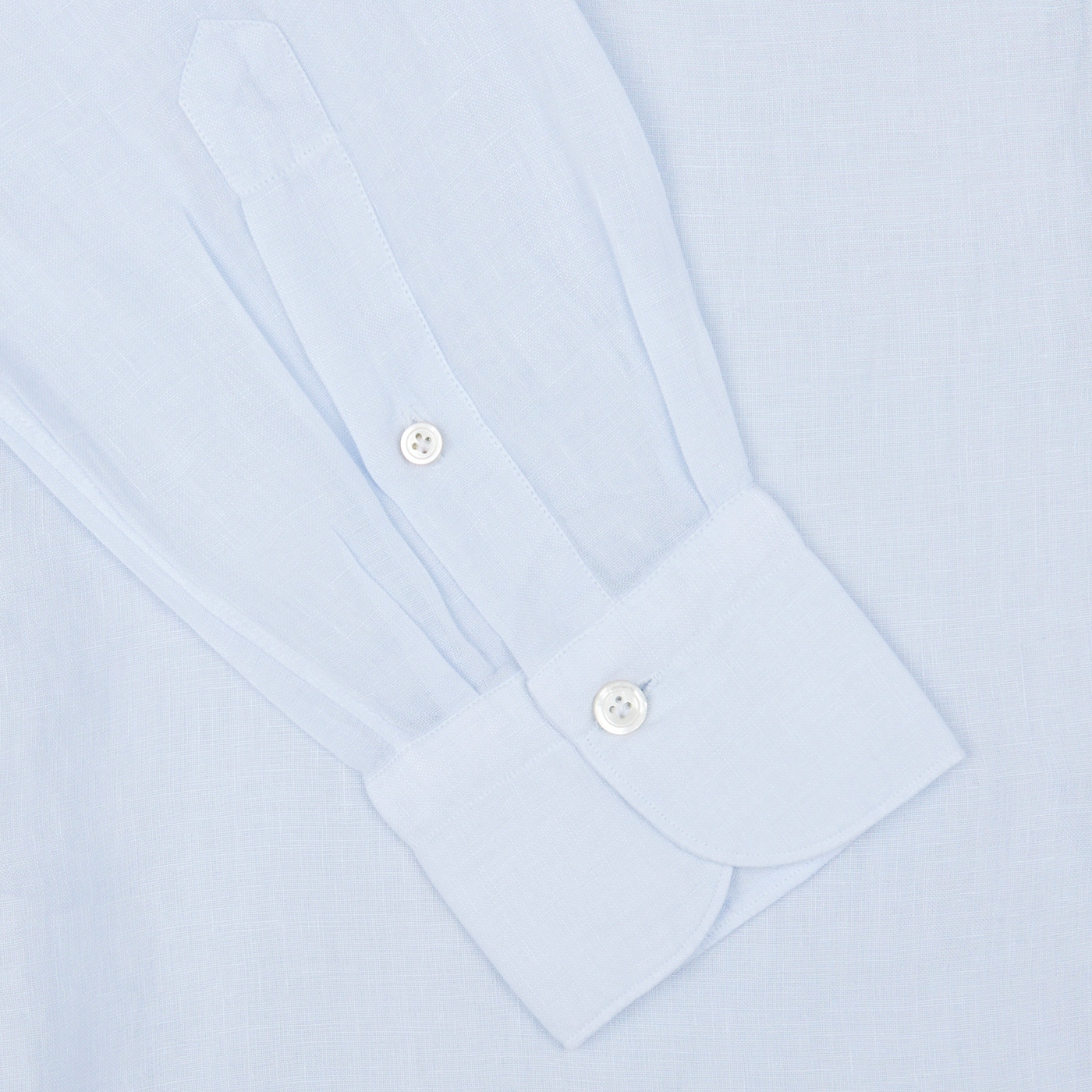 Handmade light blue pure linen Finamore casual shirt cuff with buttons.