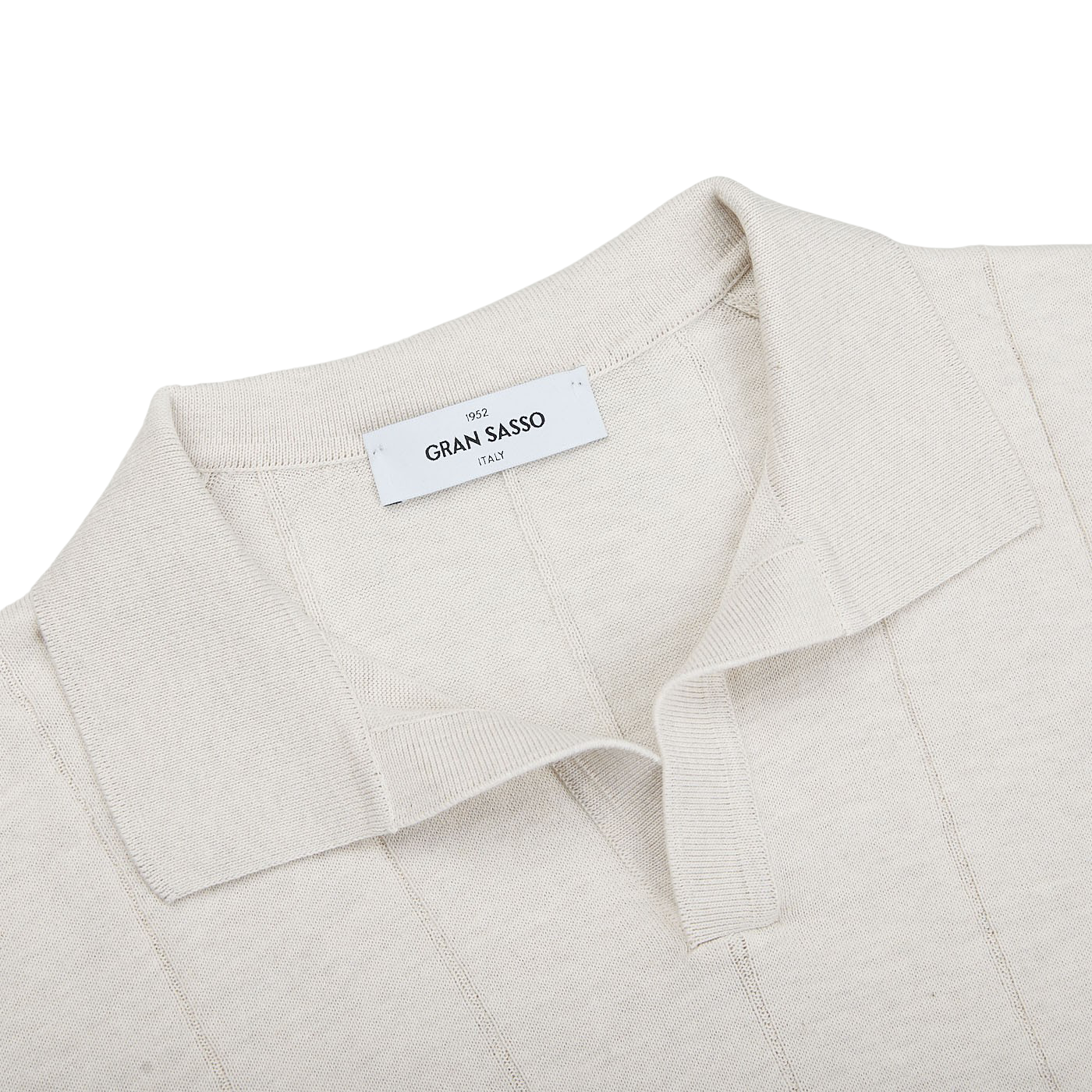 A Gran Sasso Cream Cotton Capri Collar Polo Shirt with a label on it.