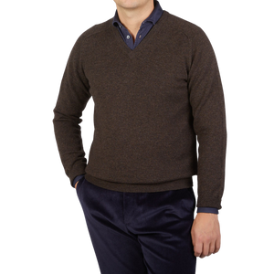 Alan Paine Cocoa Brown Lambswool V-Neck Front
