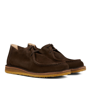 A pair of dark chestnut men's suede Beenflex derbies by Astorflex with crepe soles displayed on a neutral background.