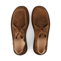 A pair of brown Astorflex Dark Khaki Suede Beenflex Derbies, featuring a vegetable-tanned suede construction, viewed from above.