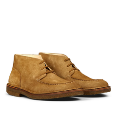 A pair of Whiskey Beige suede Dukeflex Chukka boots by Astorflex, crafted from vegetable-tanned suede with textured soles, displayed side by side on a white background, offers both style and comfort.