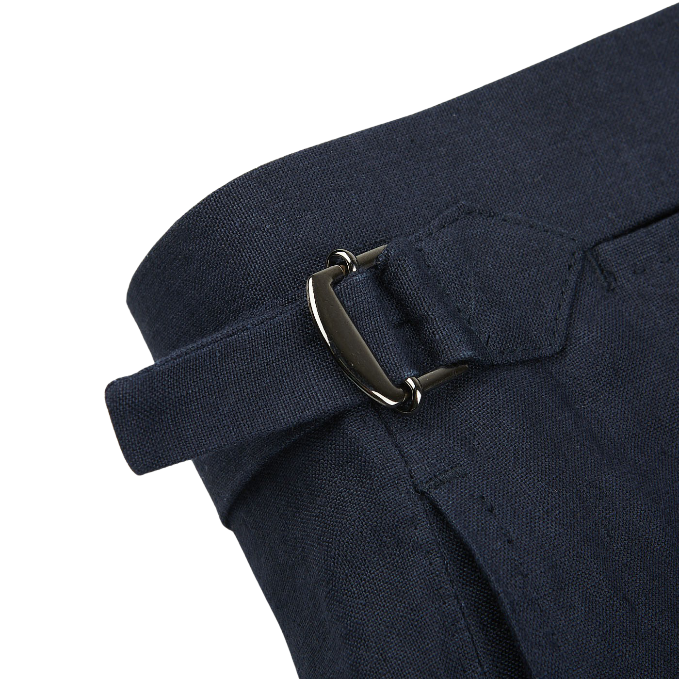 These Navy Blue Pure Linen Flat Front Trousers from Baltzar Sartorial have a metal buckle for a tailored fit.
