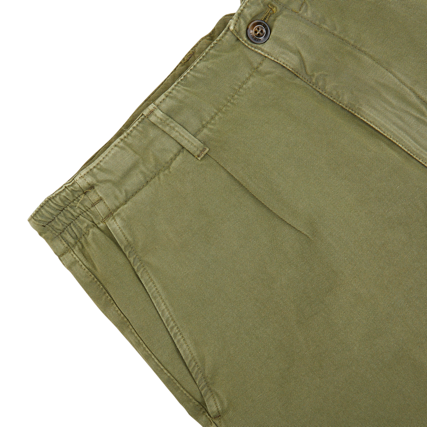 Grass Green Cotton Linen Pleated Shorts by Briglia, with a button and pockets on a white background, featuring an adjustable waistband.