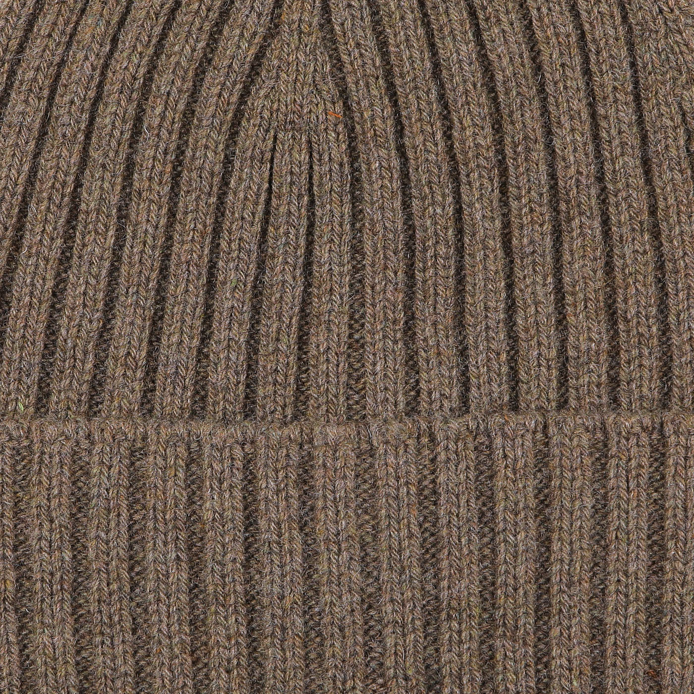 Close-up of a Corteccia Brown Ribbed Cashmere Beanie crafted by Italian knitwear specialist Daniele Fiesoli.