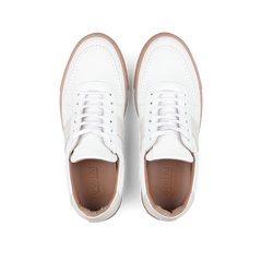 Top view of the Goral White Leather Hadfield Sneakers featuring light brown soles, reminiscent of the classic German military trainer style.