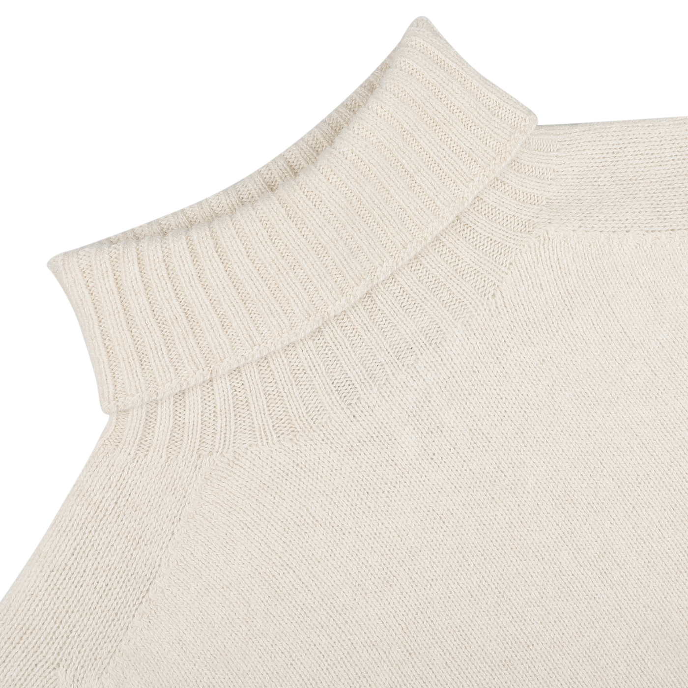 This close-up showcases the Almond White Extrafine Lambswool Rollneck from Harley of Scotland, featuring a ribbed turtleneck and raglan sleeve.