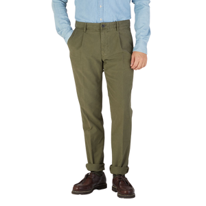 Incotex Green Cotton Stretch Pleated Chinos Front