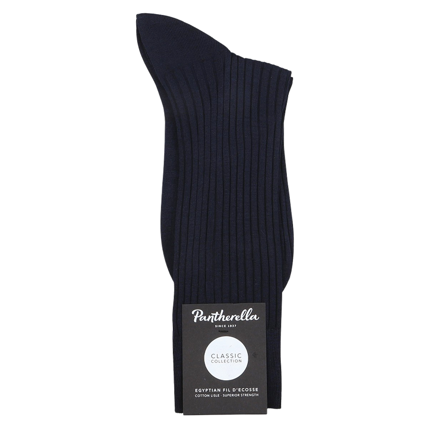 The Navy Egyptian Cotton Lisle Danvers Ankle Sock from Pantherella embodies luxury and elegance, crafted with premium Egyptian Fil D’Ecosse cotton for ultimate comfort in men's dress socks.