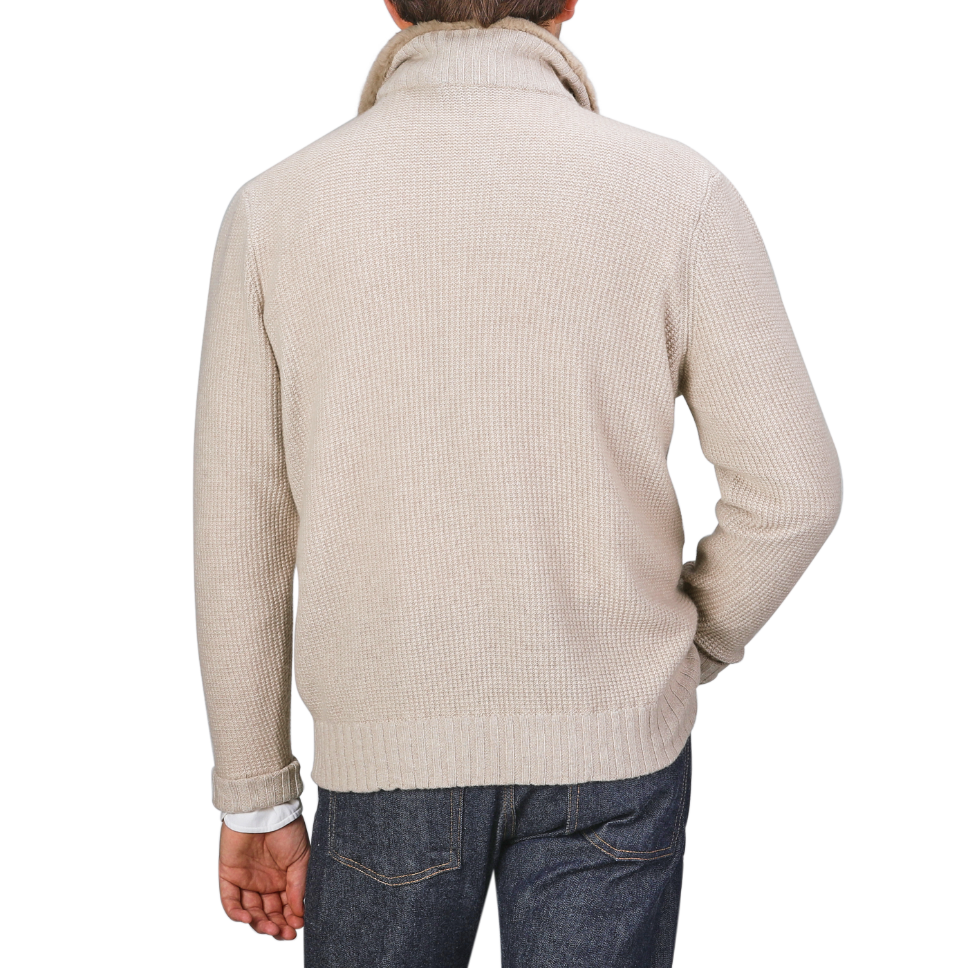 A person clad in a Light Beige Cashmere Fur Collar Cardigan and jeans is viewed from the back against a plain background, showcasing the subtle elegance of Stile Latino.