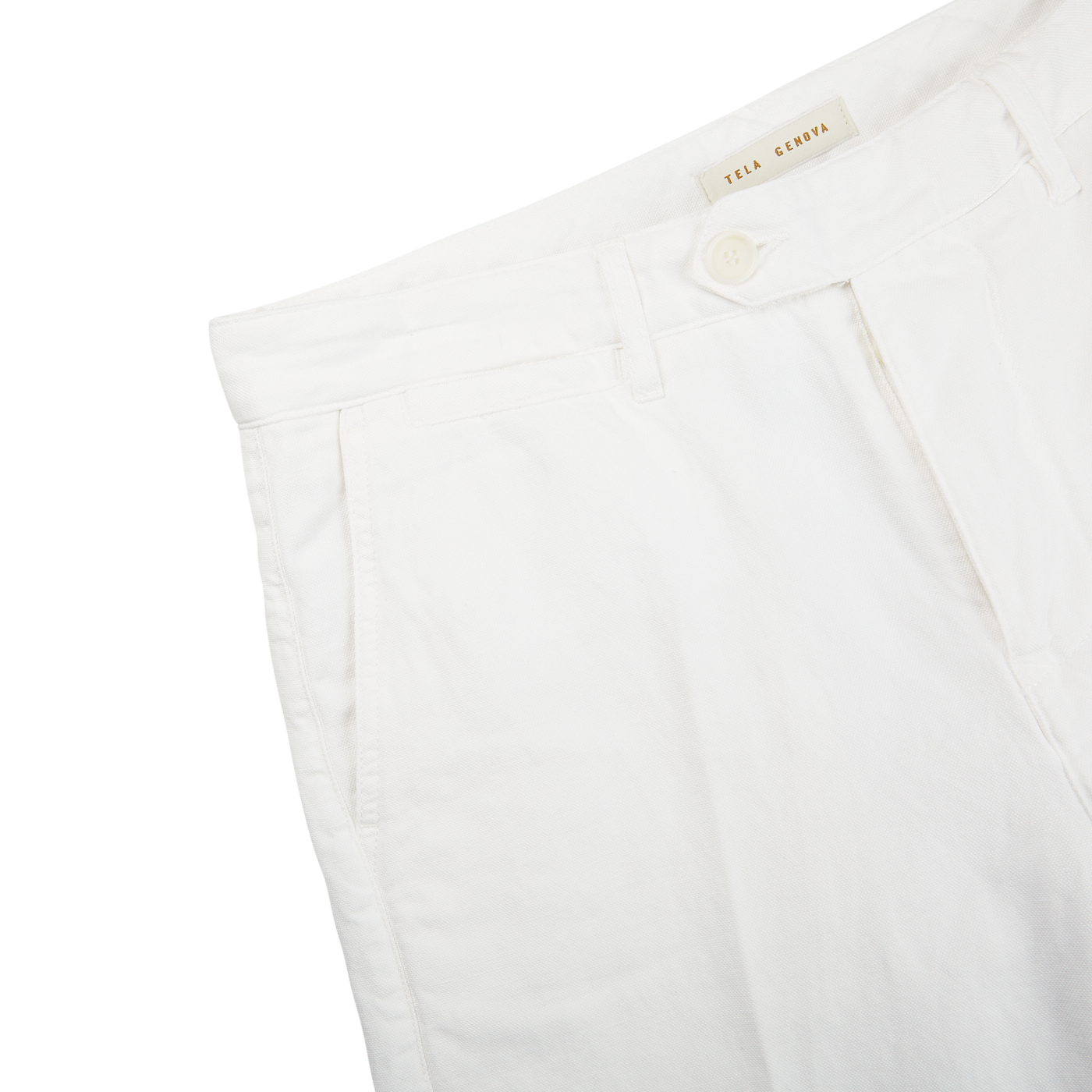 The men's Tela Genova white Cotton Linen Bermuda shorts in a slim fit.