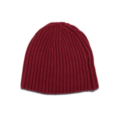 A Claret Smog Cashmere Ribbed Short Beanie by William Lockie on a white background.