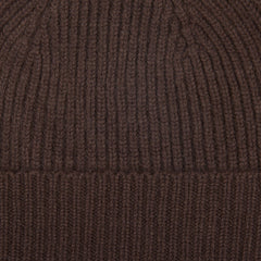 A William Lockie Ebony Brown Cashmere Fine Ribbed Beanie.