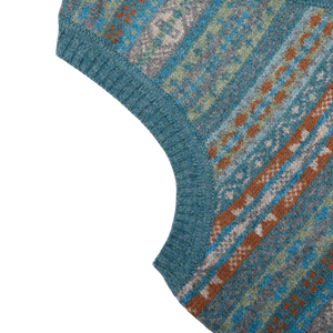 A William Lockie v-neck sweater with a Hunter Blue Fair Isle Slipover pattern.