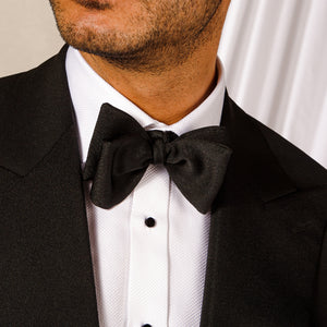 Baltzar Sartorial Black Self Tie Ribbed Silk Bow Tie Model