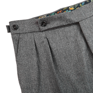 Berwich Grey Wool Flannel Pleated Trousers Edge