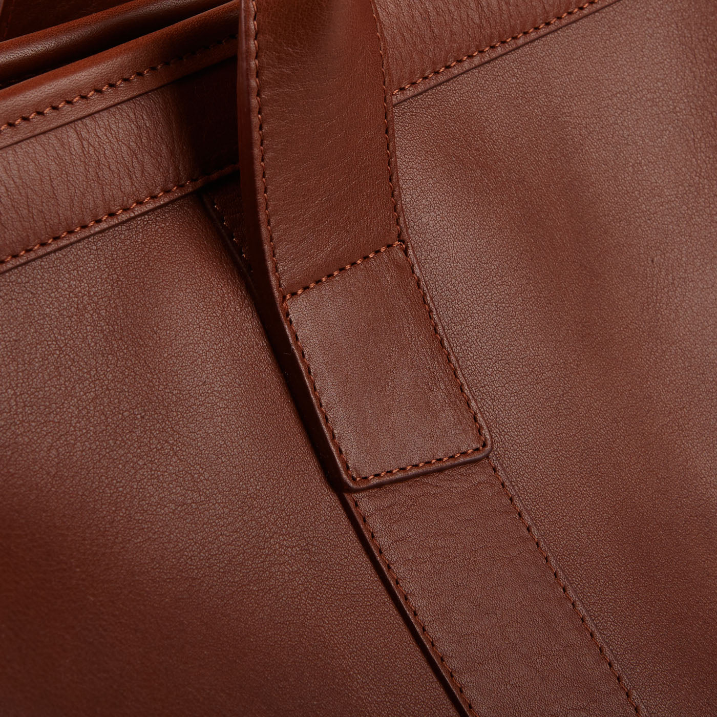 Frank Clegg Chestnut Tumbled Leather Signature Travel Duffle Detail