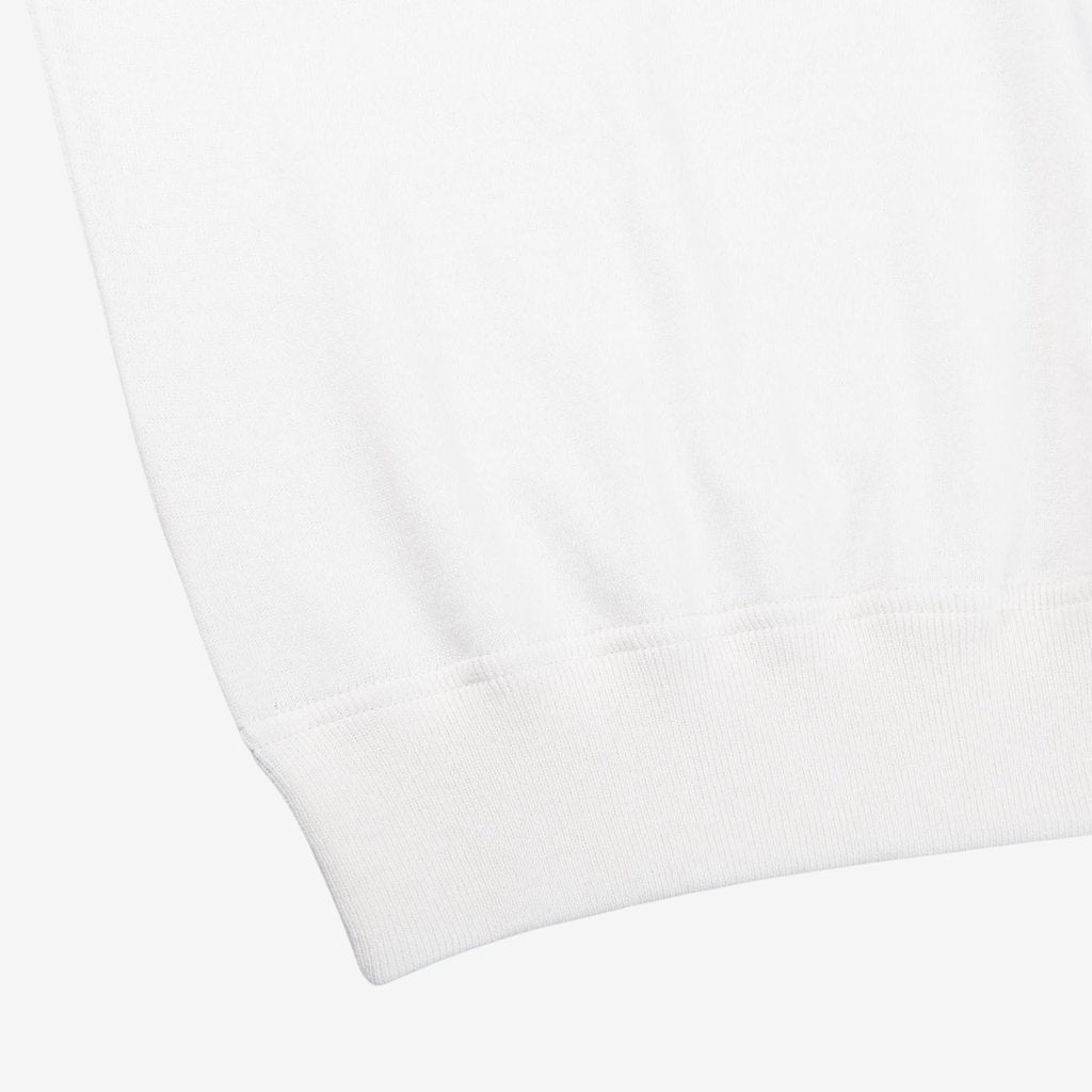 A seasonal close up of a Gran Sasso Off-White Cotton Cashmere Crew Neck sweatshirt.