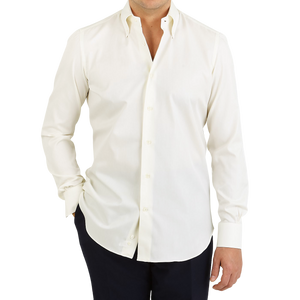 Mazzarelli Off White Cotton Twill BD Regular Shirt Front kopiera