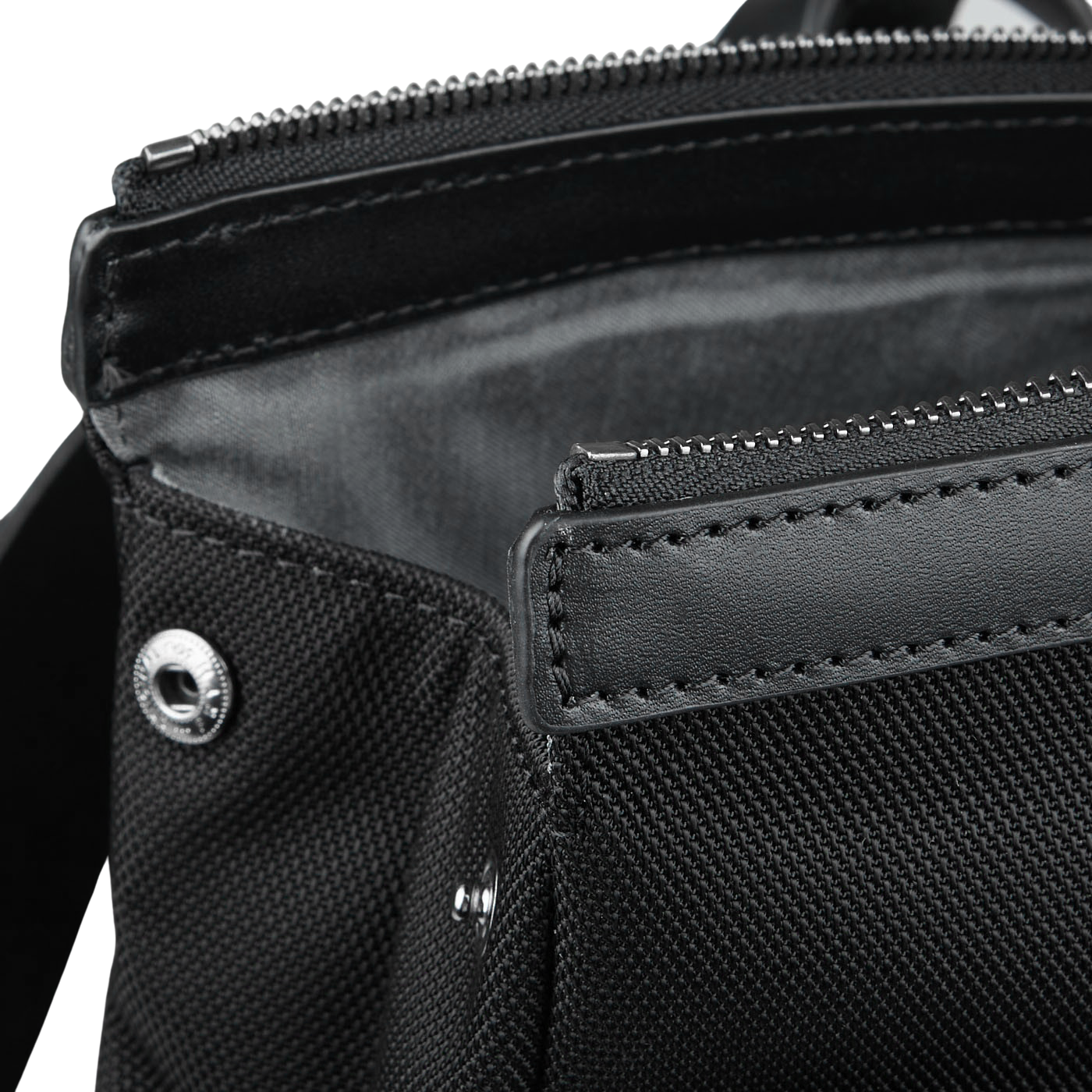 Mismo Coal Black M:S Nylon Express Backpack Zipper1