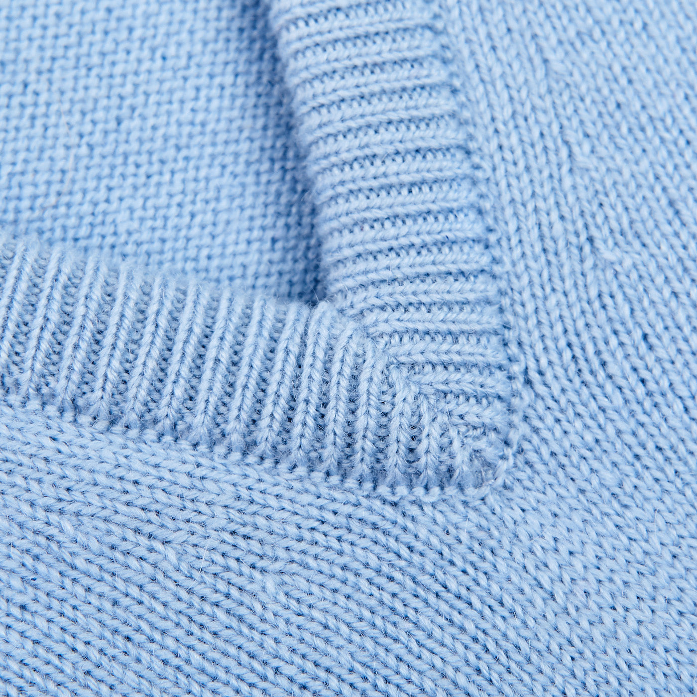 William Lockie Hyacinth Blue V-Neck Cashmere Sweater Brim