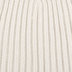 William Lockie White Undyed Cashmere Ribbed Short Beanie Fabric